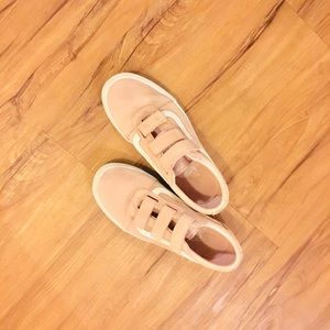 Blush Vans